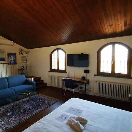 Argiolas Bed & Breakfast 4*
