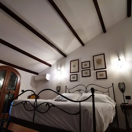 Bed & Breakfast Argiolas 4*