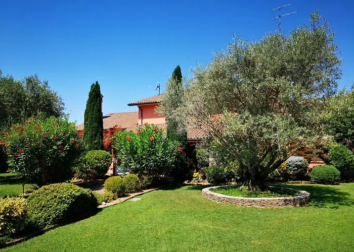 Argiolas Bed & Breakfast 3*